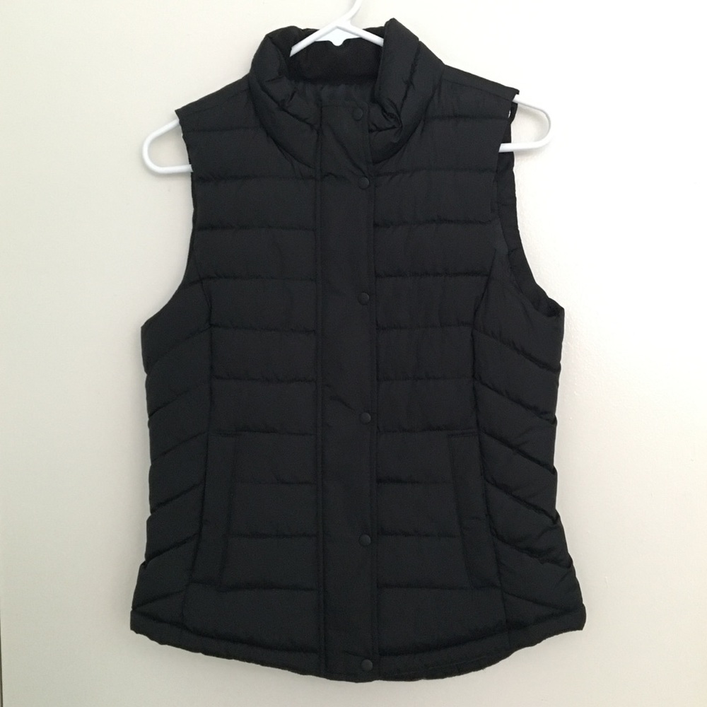 black puffer vest/jacket